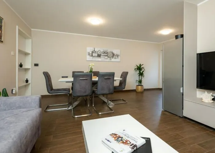 Lucija - By Guide דירה וודניאן